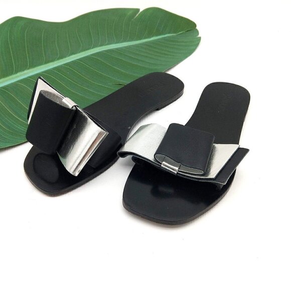Pollini Italy Black Silver Slip On Bow Sandals Size 38 7 7.5 Metallic Open Toe - Picture 4 of 7